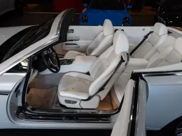 ROLLS ROYCE Dawn BESPOKE MASSAGE HEAD-UP 21 LM TV SOFT-CLOSE