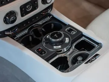 ROLLS ROYCE Dawn BESPOKE MASSAGE HEAD-UP 21 LM TV SOFT-CLOSE