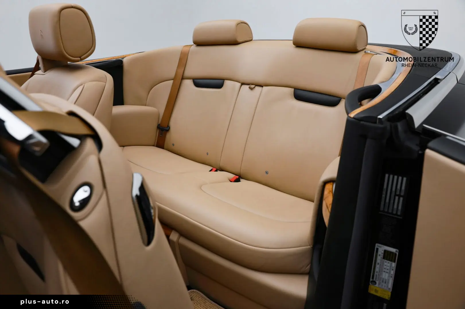 ROLLS ROYCE Phantom Drophead 1 of 50 Picnic Humper