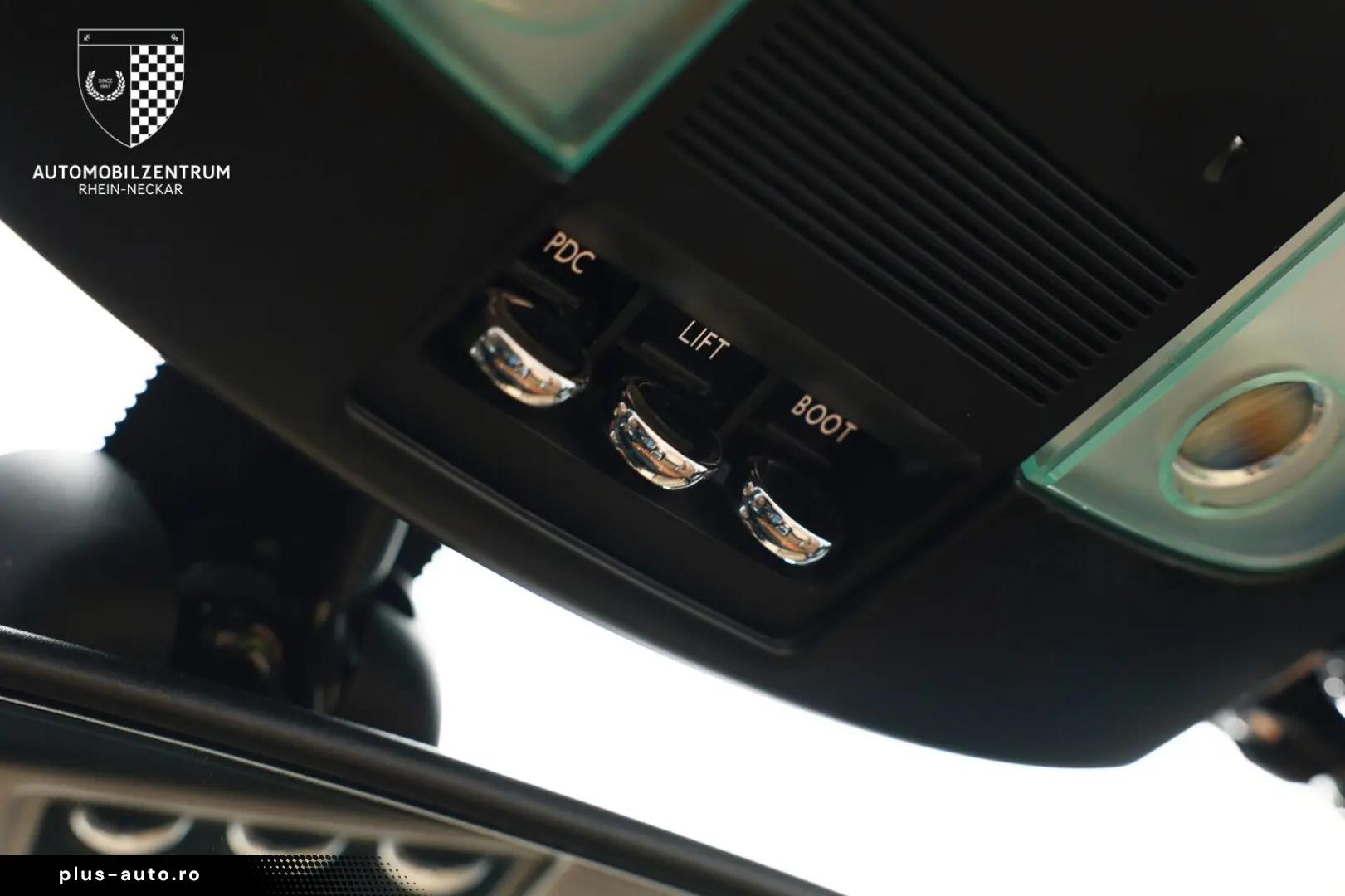 ROLLS ROYCE Phantom Drophead 1 of 50 Picnic Humper