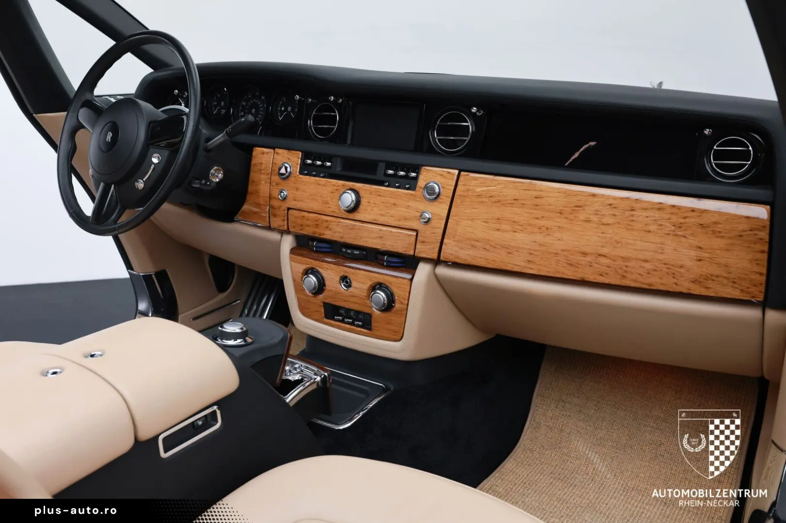 ROLLS ROYCE Phantom Drophead 1 of 50 Picnic Humper