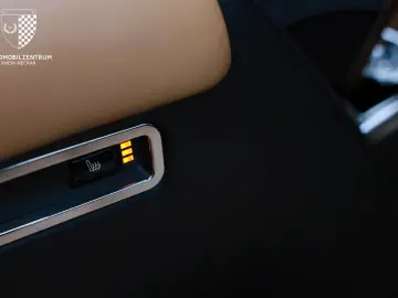 ROLLS ROYCE Phantom Drophead 1 of 50 Picnic Humper