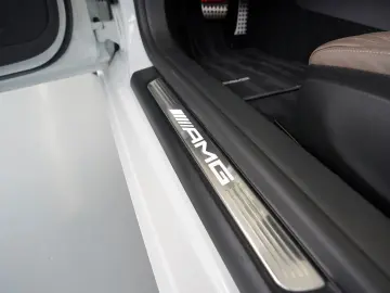 MERCEDES-BENZ SL 43 AMG PREMIUM PLUS & LEDER MANUFAK&hellip;