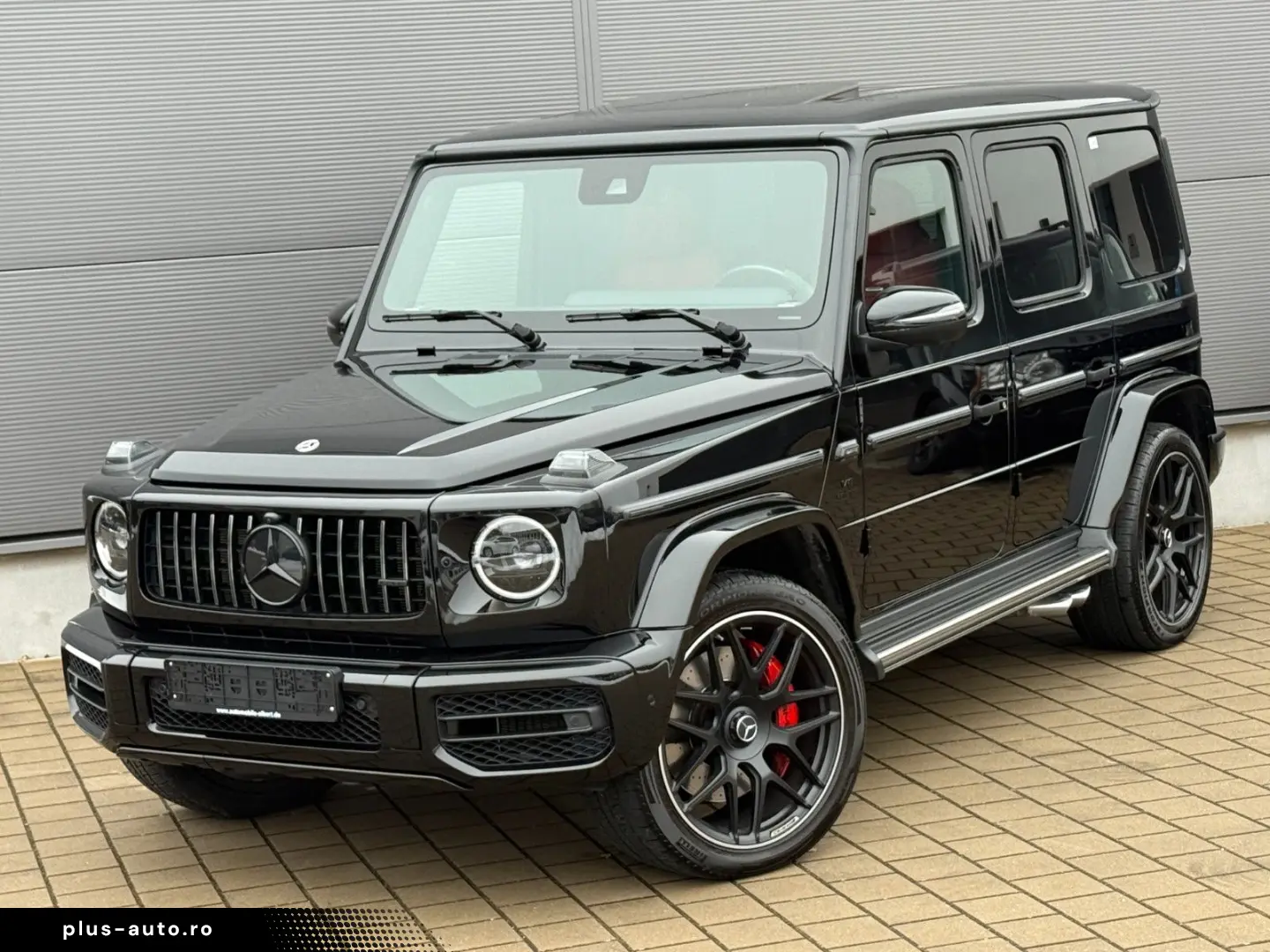 MERCEDES-BENZ G63 AMG Superior Night Paket II Burmester