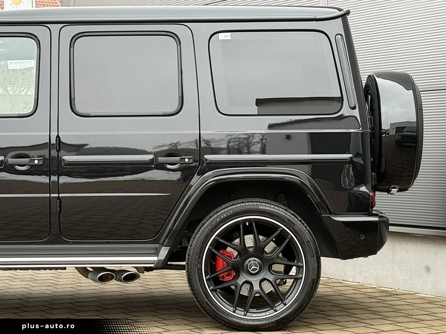 MERCEDES-BENZ G63 AMG Superior Night Paket II Burmester