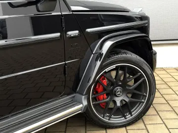 MERCEDES-BENZ G63 AMG Superior Night Paket II Burmester