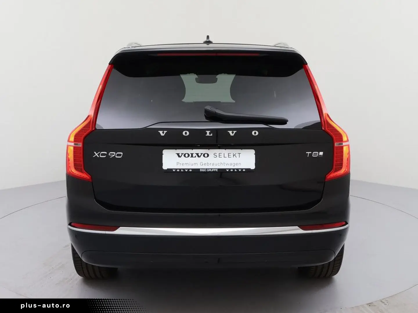 VOLVO XC90 T8 Core Recharge Plug-In Hybrid AWD ACC LED