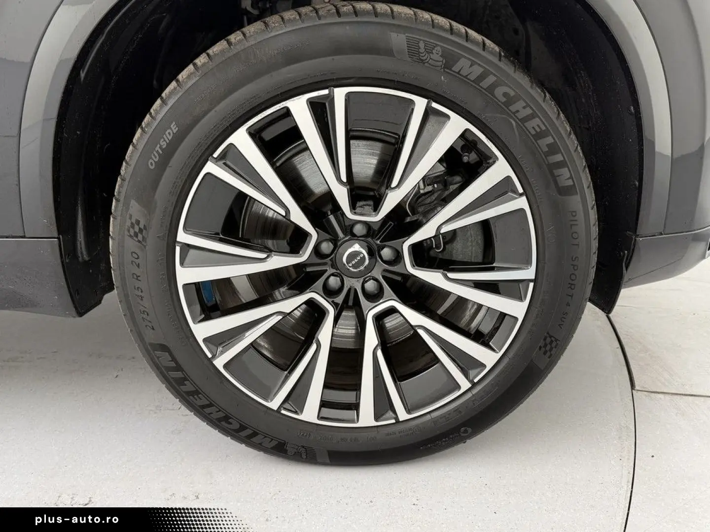 VOLVO XC90 T8 Core Recharge Plug-In Hybrid AWD ACC LED