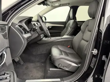 VOLVO XC90 T8 Core Recharge Plug-In Hybrid AWD ACC LED