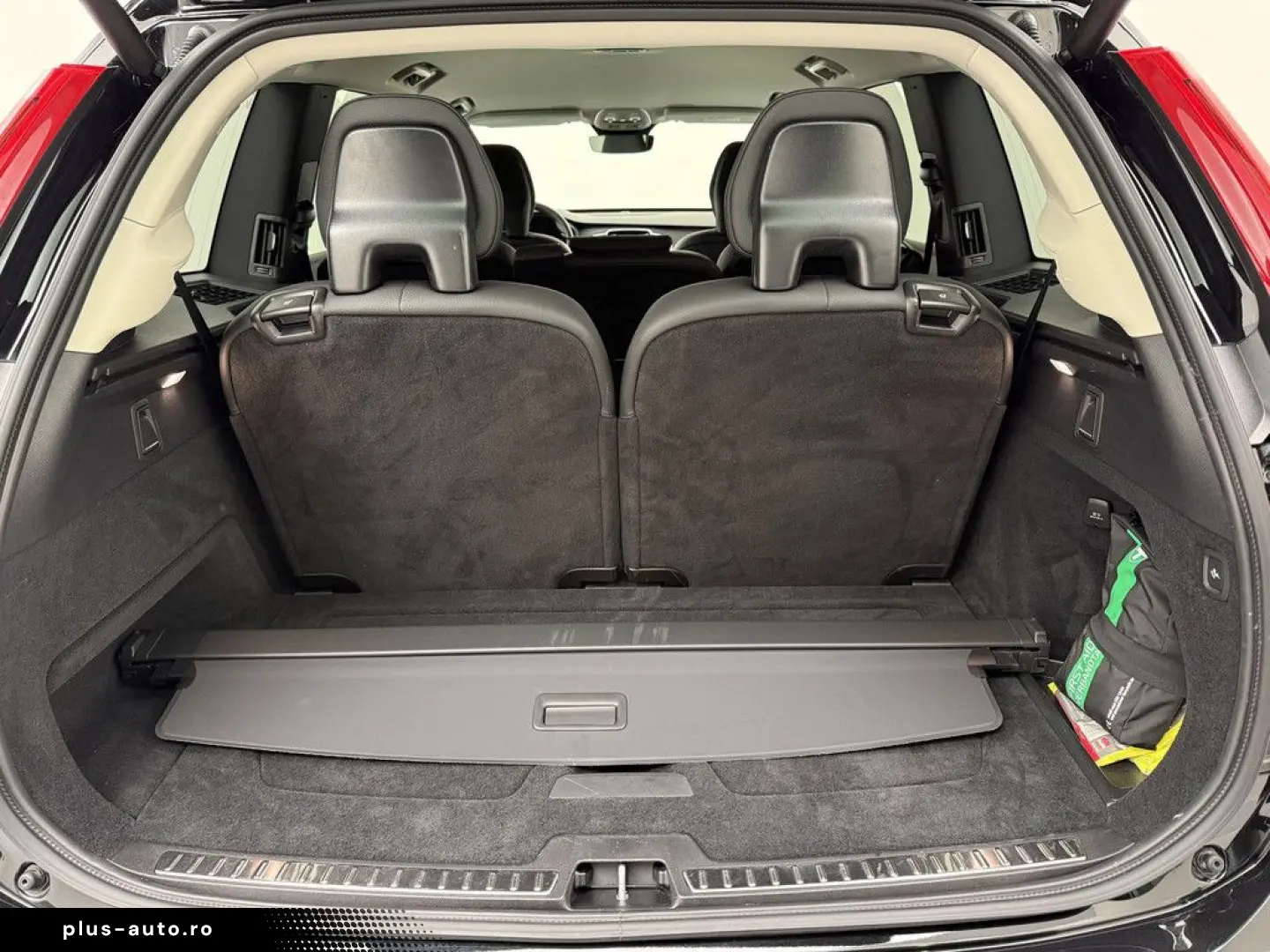 VOLVO XC90 T8 Core Recharge Plug-In Hybrid AWD ACC LED