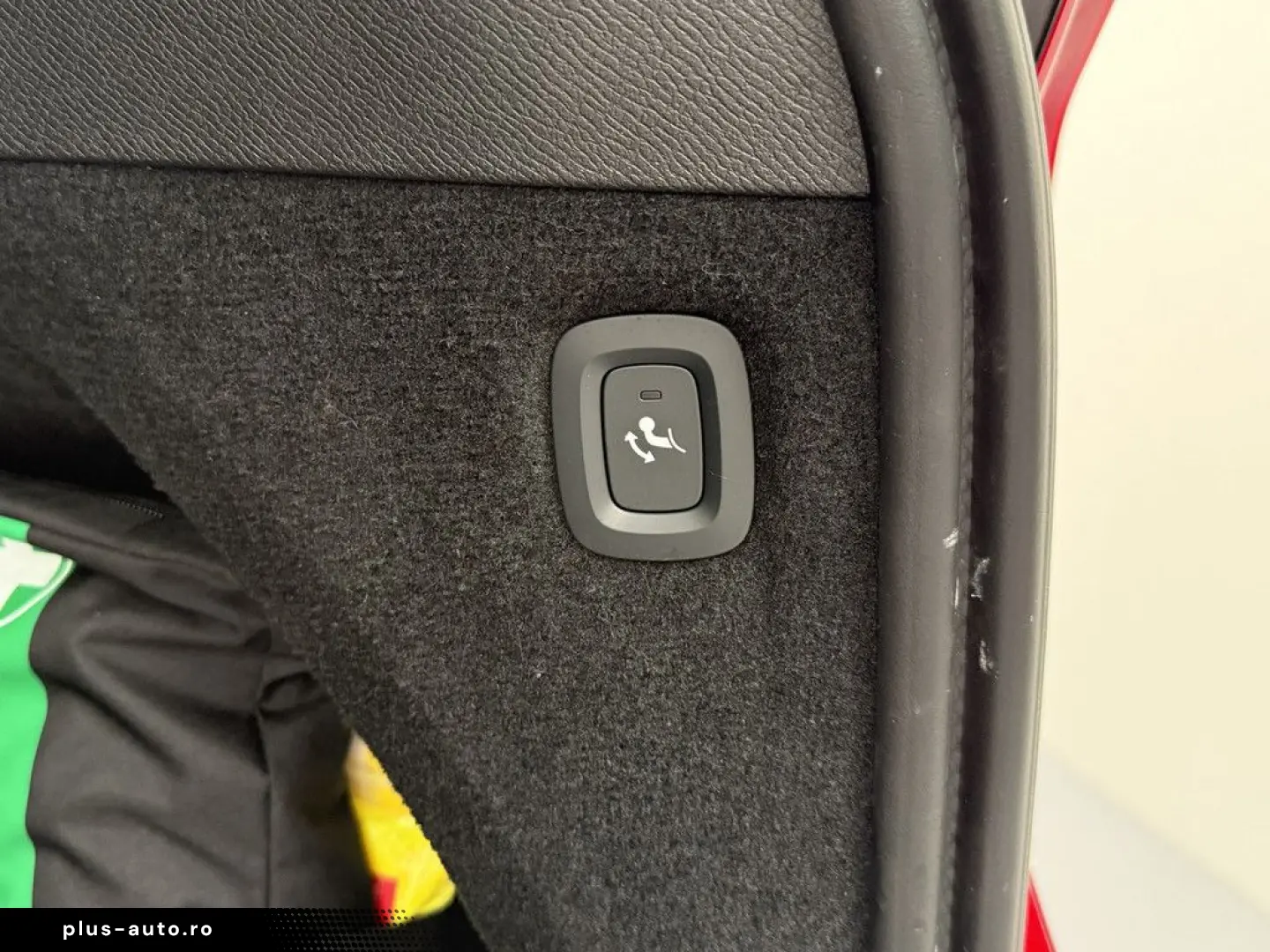 VOLVO XC90 T8 Core Recharge Plug-In Hybrid AWD ACC LED