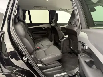 VOLVO XC90 T8 Core Recharge Plug-In Hybrid AWD ACC LED