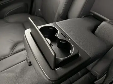 VOLVO XC90 T8 Core Recharge Plug-In Hybrid AWD ACC LED