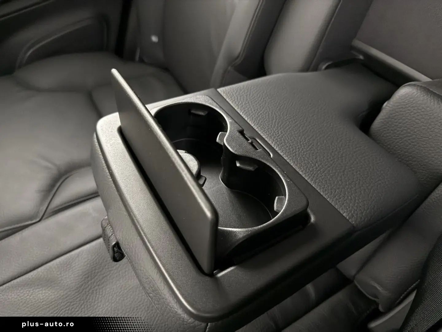 VOLVO XC90 T8 Core Recharge Plug-In Hybrid AWD ACC LED