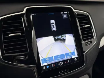 VOLVO XC90 T8 Core Recharge Plug-In Hybrid AWD ACC LED