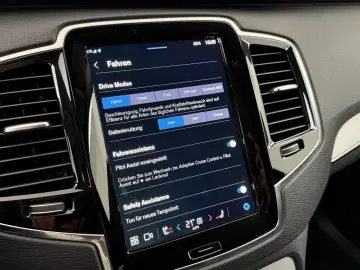 VOLVO XC90 T8 Core Recharge Plug-In Hybrid AWD ACC LED