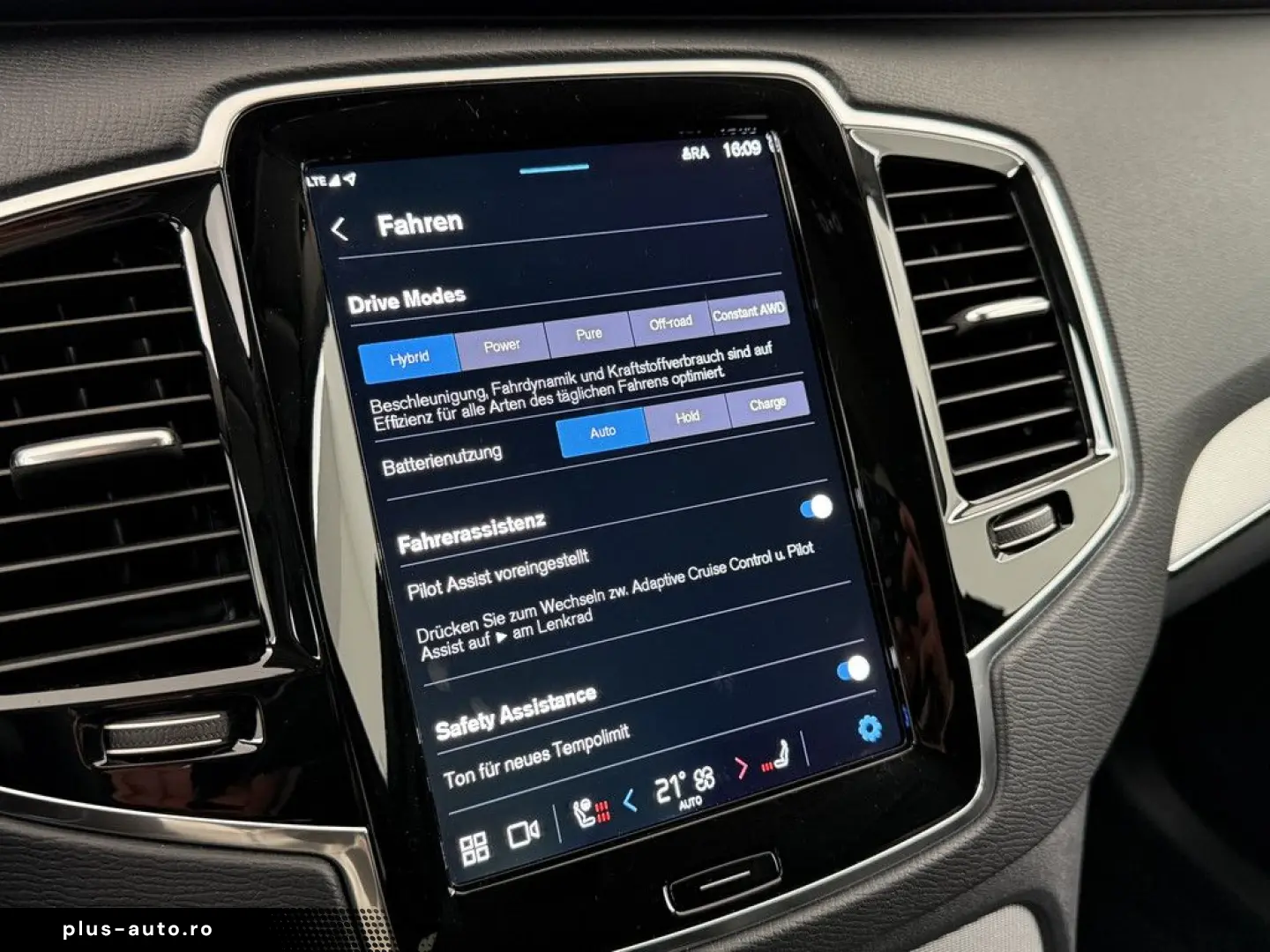 VOLVO XC90 T8 Core Recharge Plug-In Hybrid AWD ACC LED