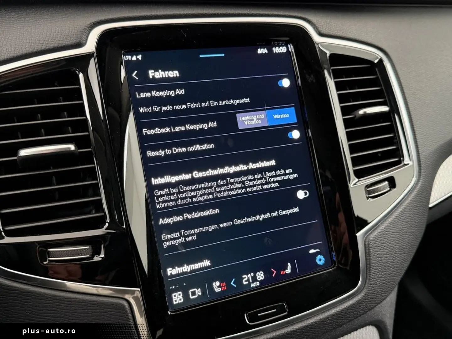 VOLVO XC90 T8 Core Recharge Plug-In Hybrid AWD ACC LED