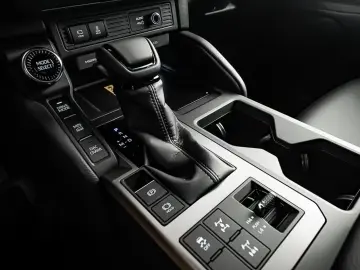 Toyota Land Cruiser Executive 2.8d 4WD 204hp