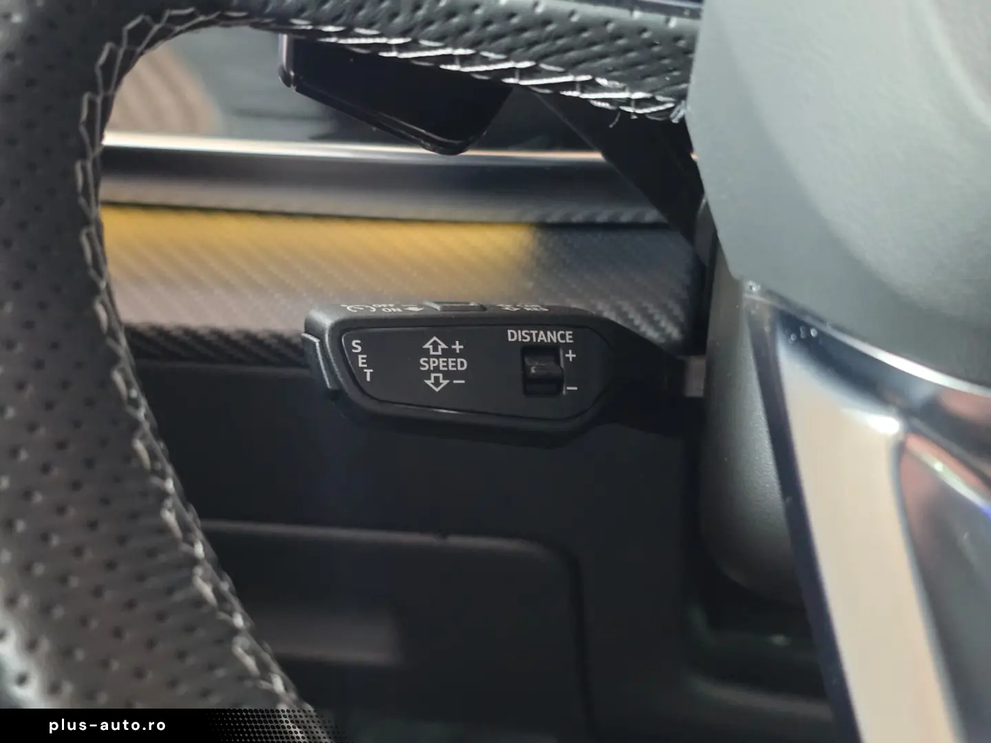 AUDI RS Q8 QUATTRO 4.0 V8441 A8 600CP 2024