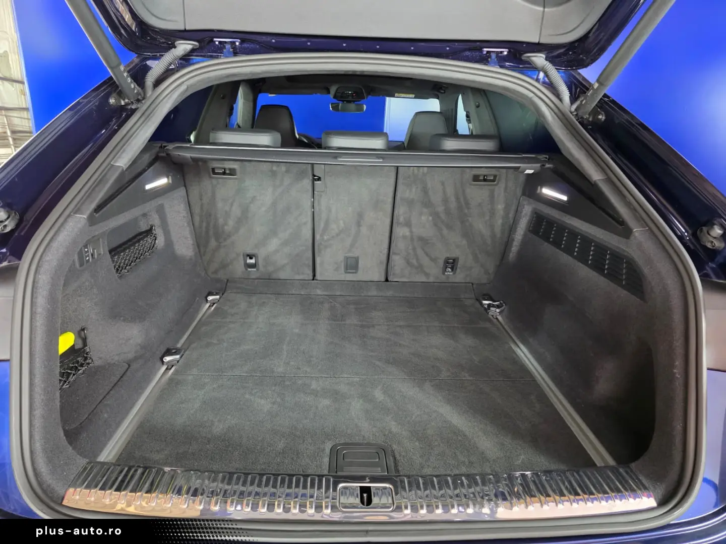 AUDI RS Q8 QUATTRO 4.0 V8441 A8 600CP 2024