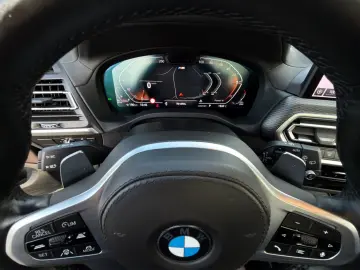 BMW X3 xDrive 30 d M SPORT AHK PANO LASER HUD ACC