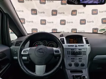 Opel Zafira 1.6 – Benzină