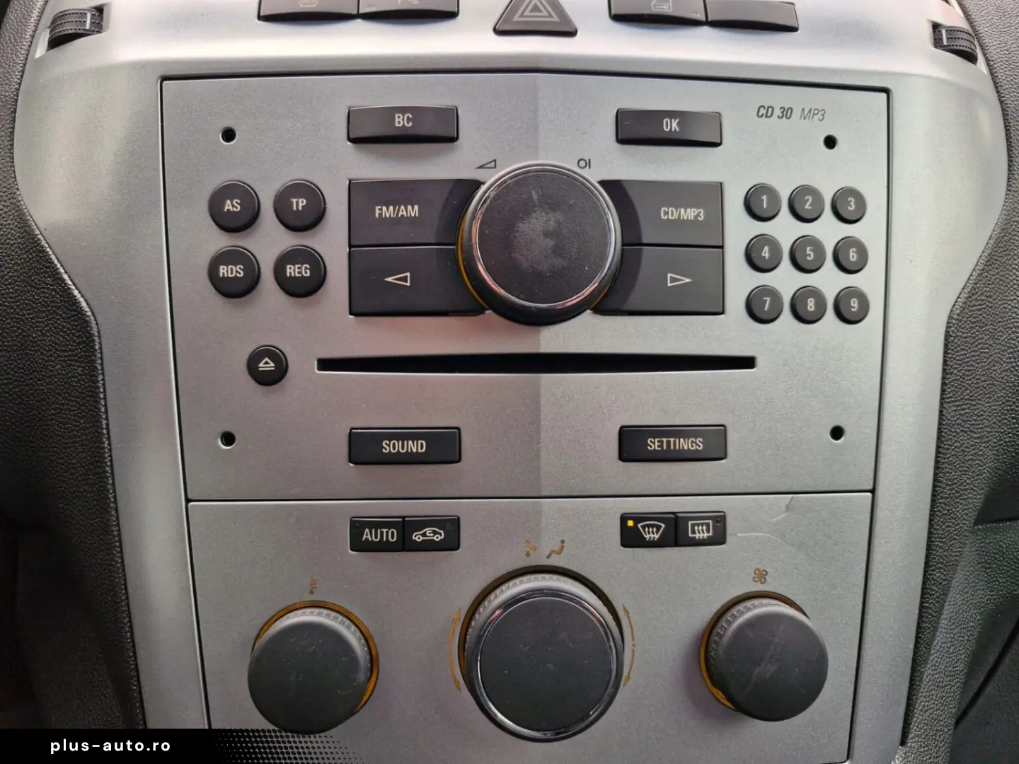 Opel Zafira 1.6 – Benzină