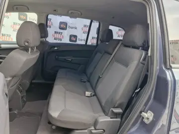 Opel Zafira 1.6 – Benzină