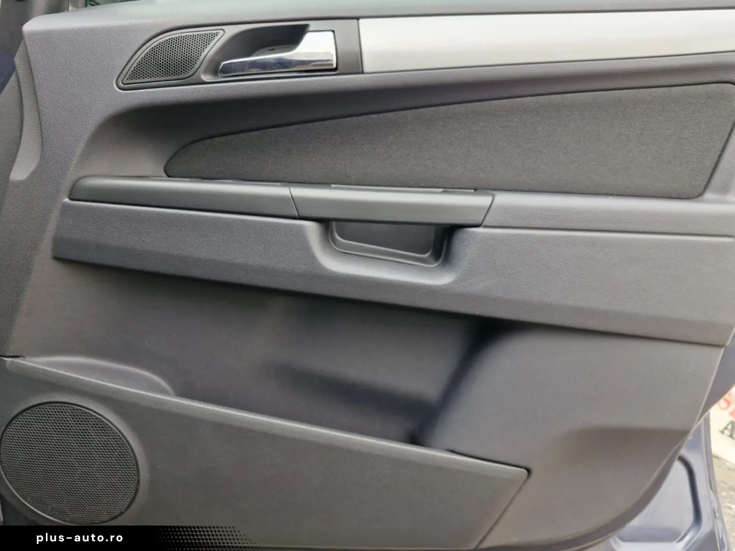 Opel Zafira 1.6 – Benzină