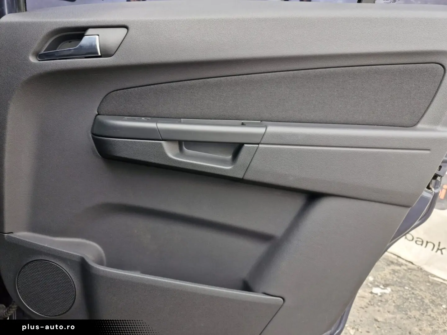 Opel Zafira 1.6 – Benzină