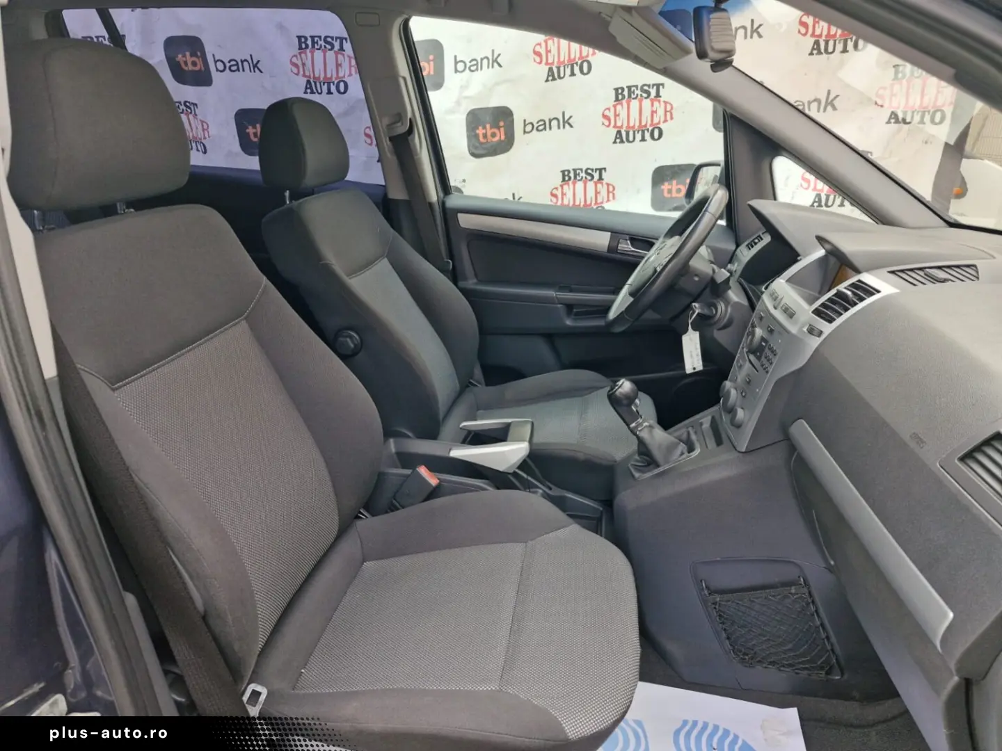 Opel Zafira 1.6 – Benzină