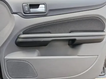 Ford Focus 1.6 TDCi   Diesel   Manual   2011