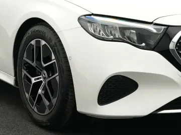 MERCEDES-BENZ E 200 Lim. Avantgarde LED Kamera Totw Apple