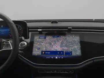 MERCEDES-BENZ E 200 Lim. Avantgarde LED Kamera Totw Apple