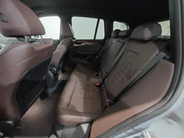 BMW X3 xDrive 30d M Sport ACC AHK SHZ HiFi LED Webasto