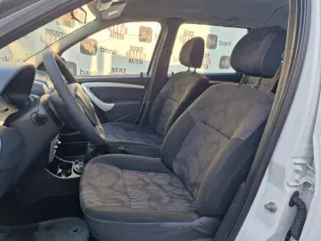 Dacia Logan MCV   Benzină   Manual