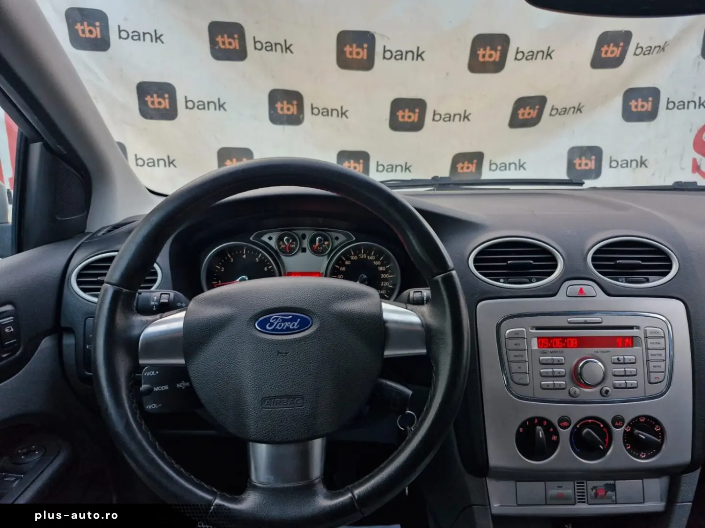 Ford Focus 1.6   Benzină  Manual   105 CP