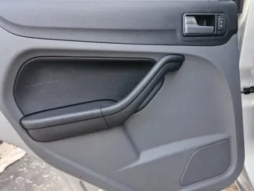 Ford Focus 1.6   Benzină  Manual   105 CP