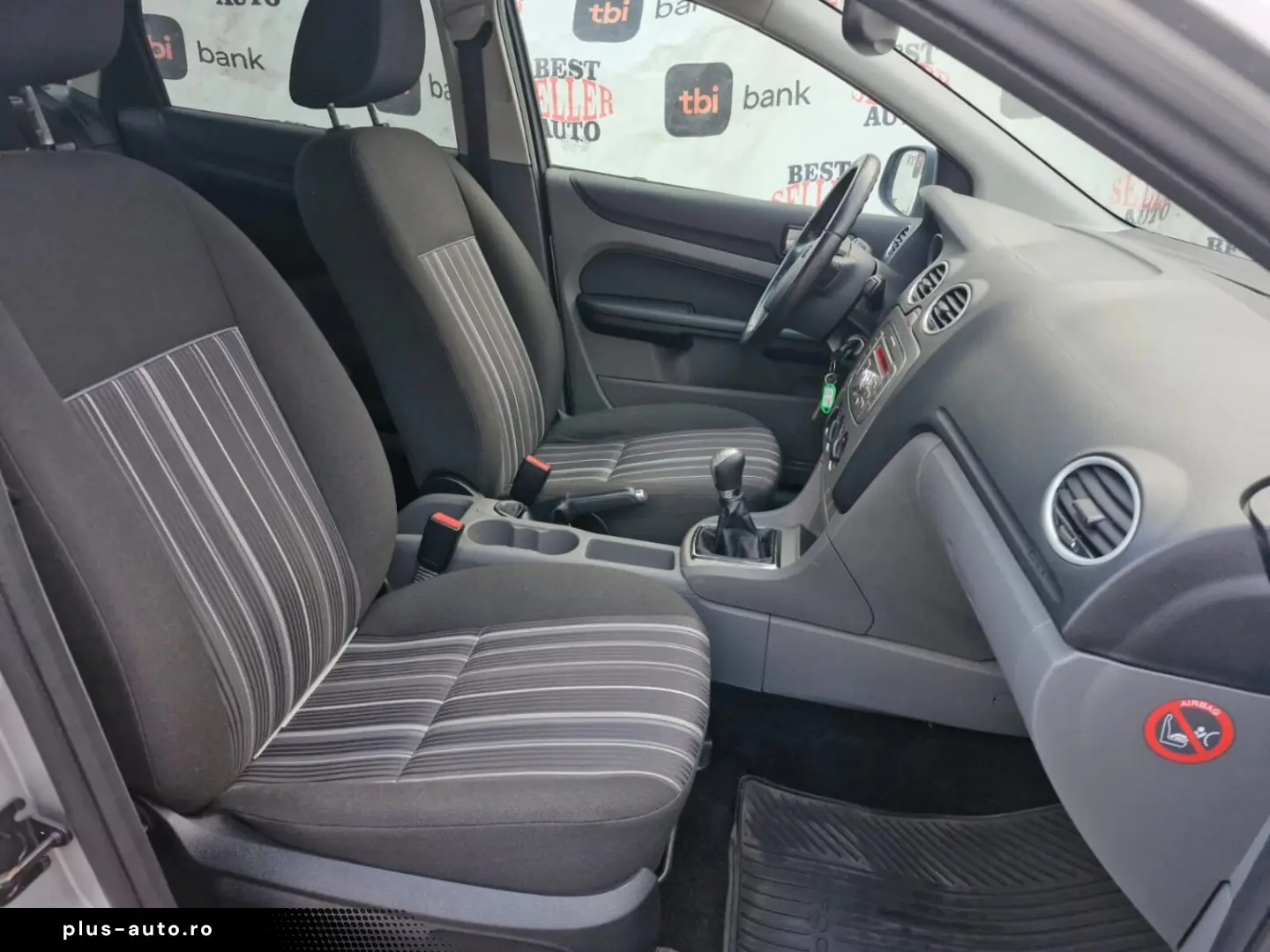 Ford Focus 1.6   Benzină  Manual   105 CP