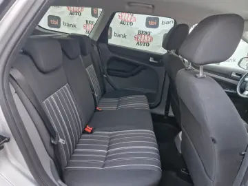 Ford Focus 1.6   Benzină  Manual   105 CP