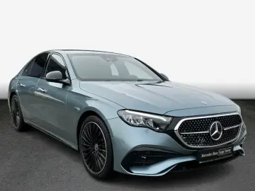 MERCEDES-BENZ E 200 AMG-Adv