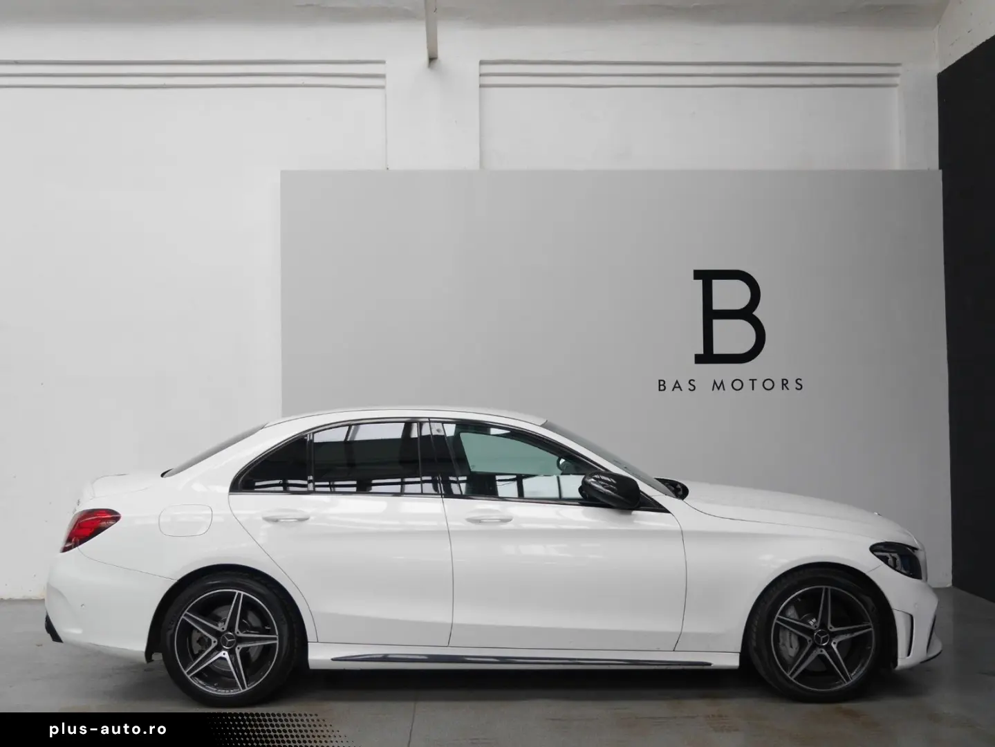 MERCEDES-BENZ C 43 AMG NIGHT BURMESTER Performance AGA