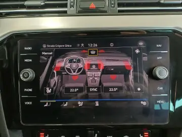 VW Passat Elegance 2.0 TDI DSG