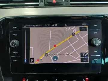 VW Passat Elegance 2.0 TDI DSG