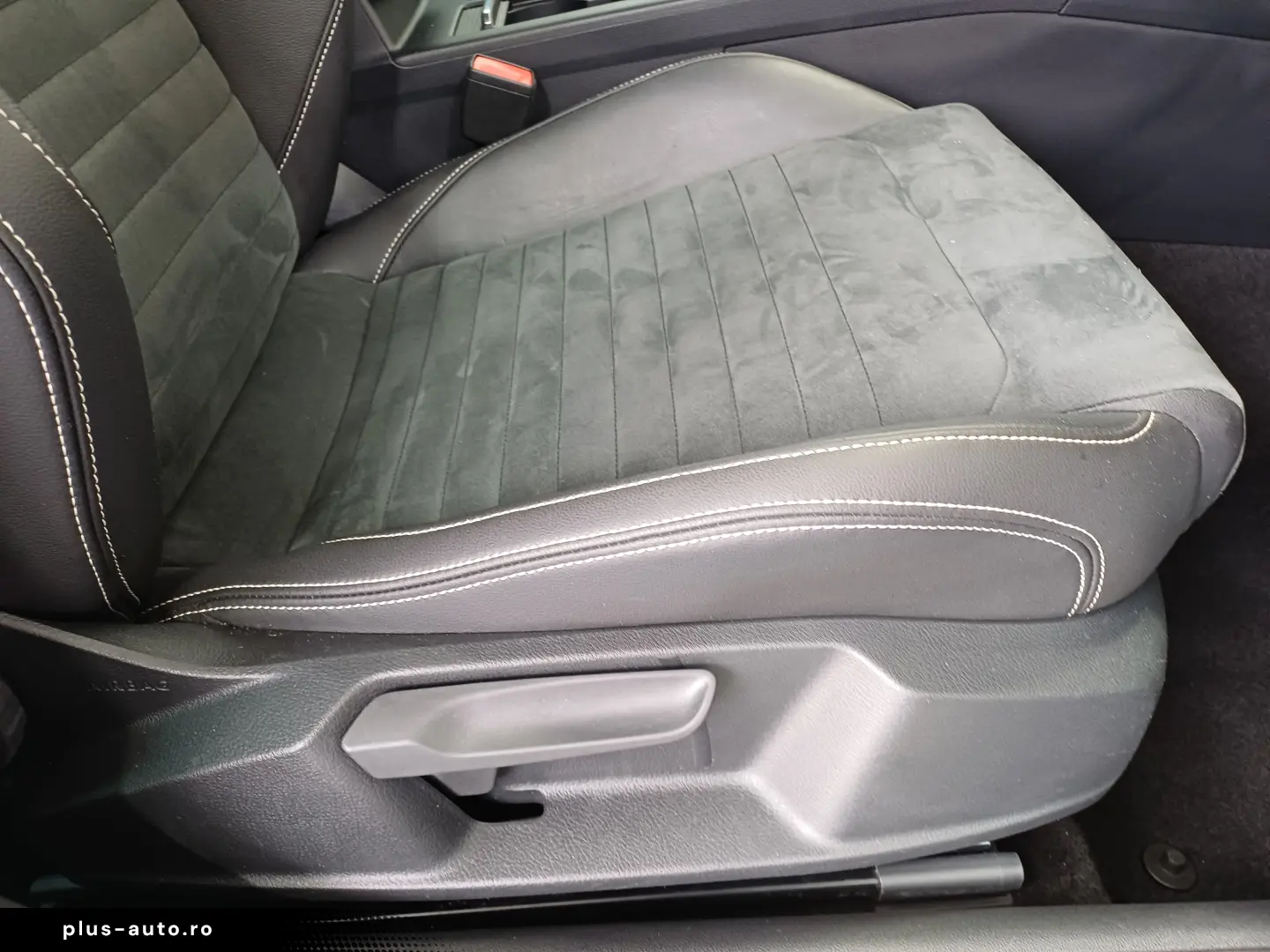 VW Passat Elegance 2.0 TDI DSG