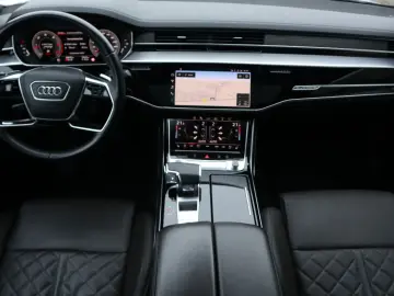 AUDI A8 50 TDI Lang quattro S line Black Edit. Pano