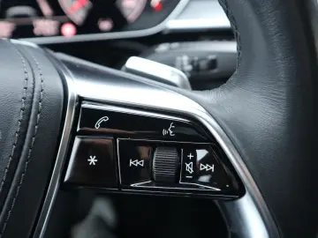 AUDI A8 50 TDI Lang quattro S line Black Edit. Pano