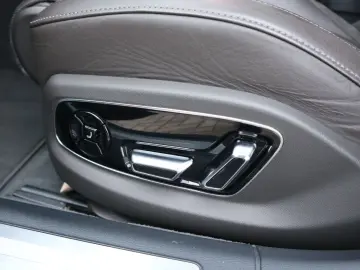 AUDI A8 50 TDI Lang quattro S line Black Edit. Pano