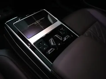 AUDI A8 50 TDI Lang quattro S line Black Edit. Pano